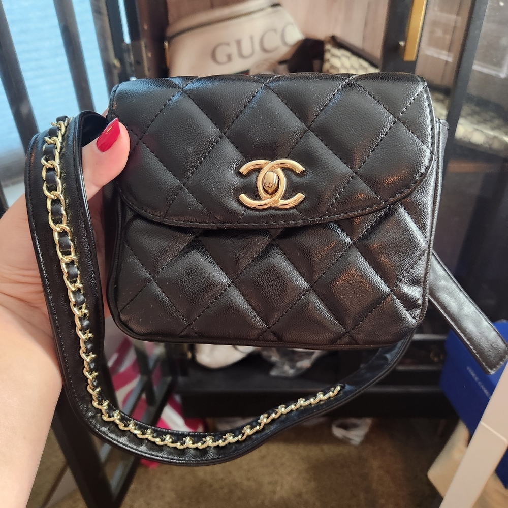 Chanel fanny pack